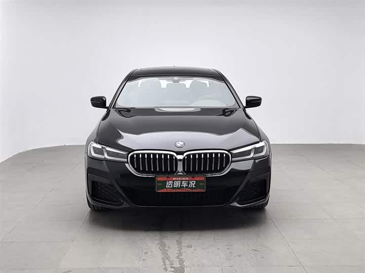 Фото 3 - BMW 5 Series