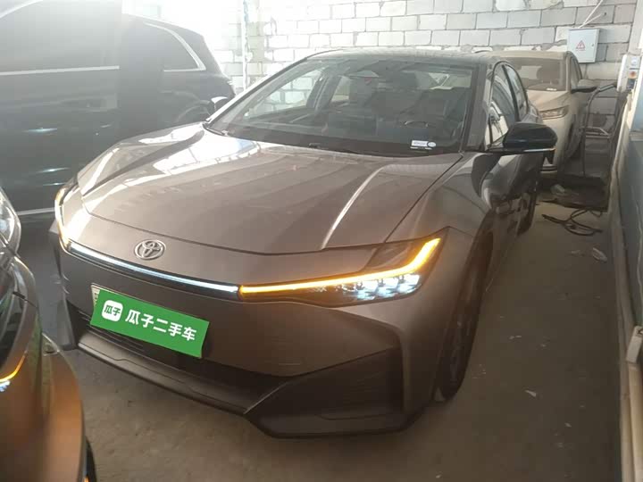 Фото 2 - Toyota bZ3