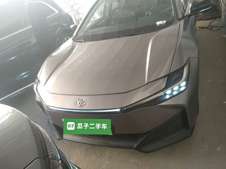 Фото 3 - Toyota bZ3