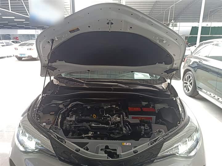 Фото 20 - Toyota C-HR