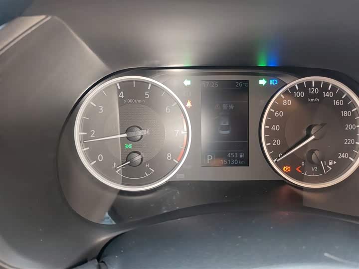 Фото 12 - Nissan Sylphy