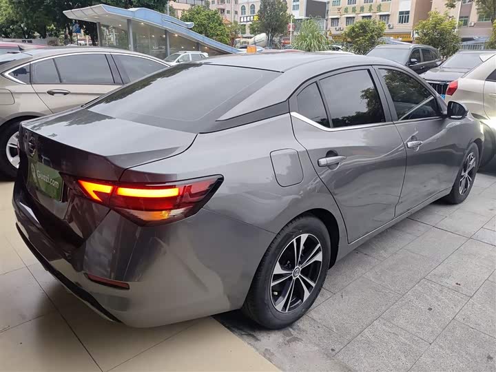 Фото 7 - Nissan Sylphy