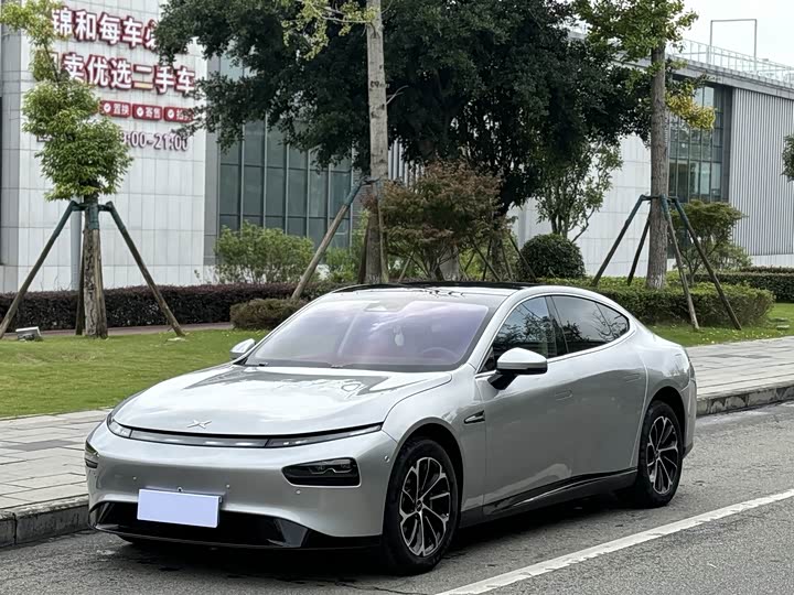 Фото 1 - XPeng P7