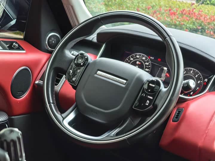 Фото 15 - Land Rover Range Rover Sport