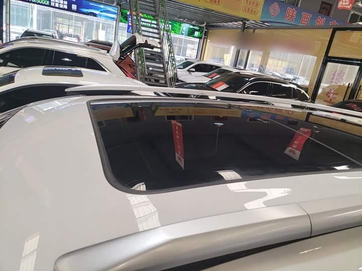 Фото 27 - Geely Okavango