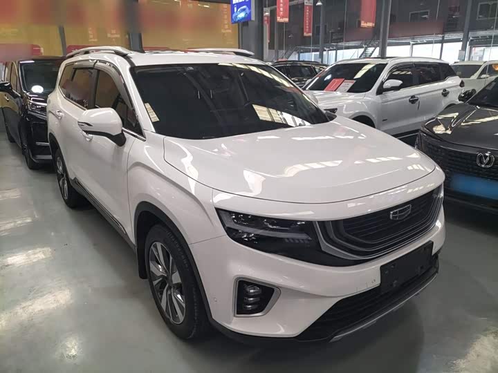 Фото 4 - Geely Okavango