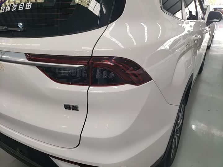 Фото 8 - Geely Okavango