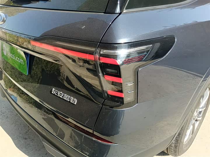 Фото 8 - Ford Edge