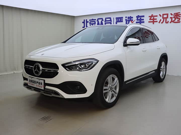 Фото 1 - Mercedes-Benz GLA-Class