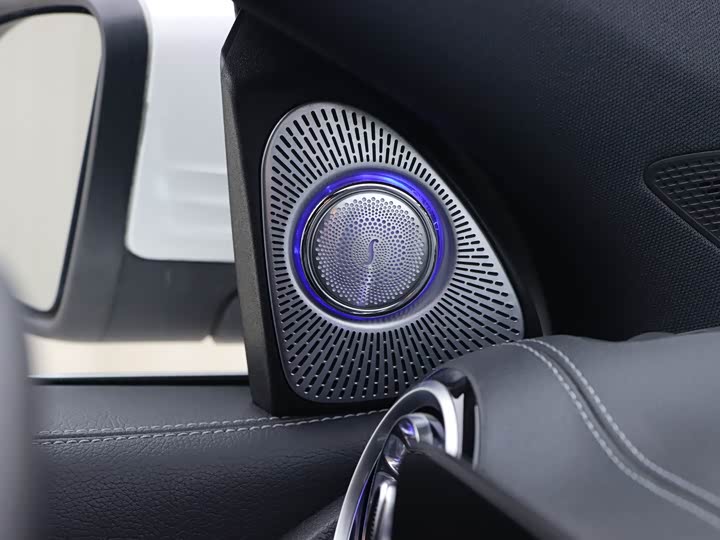 Фото 13 - Mercedes-Benz GLA-Class