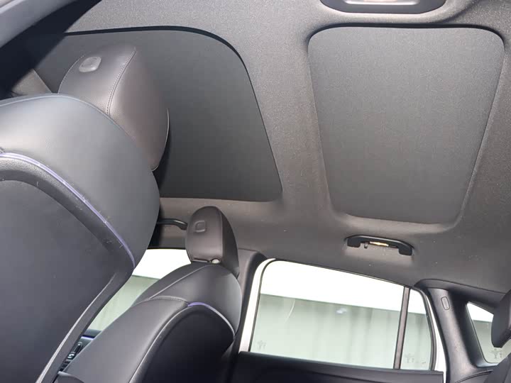 Фото 20 - Mercedes-Benz GLA-Class