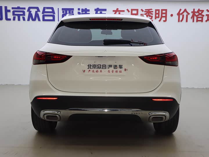 Фото 23 - Mercedes-Benz GLA-Class