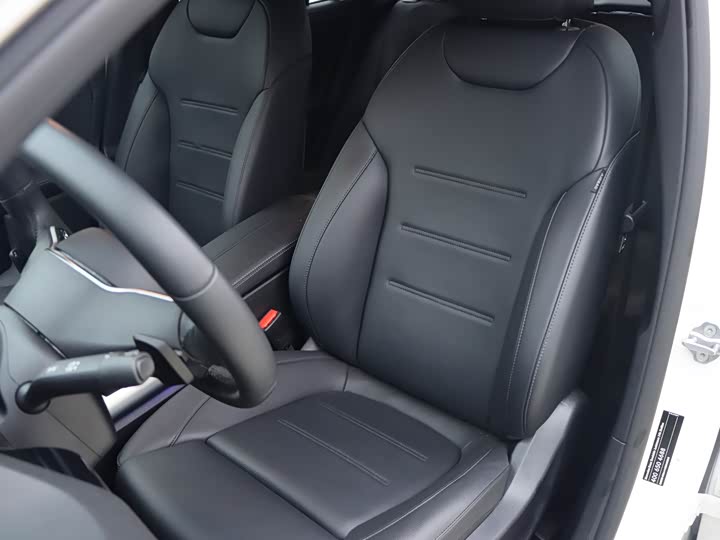 Фото 6 - Mercedes-Benz GLA-Class