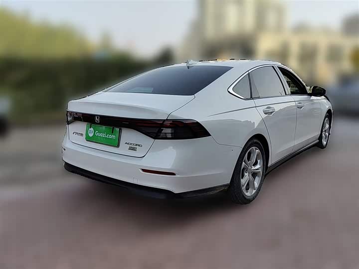 Фото 29 - Honda Accord