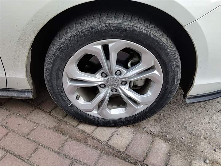 Фото 31 - Honda Accord