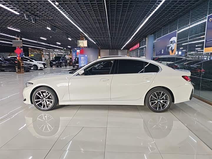 Фото 5 - BMW 3 Series