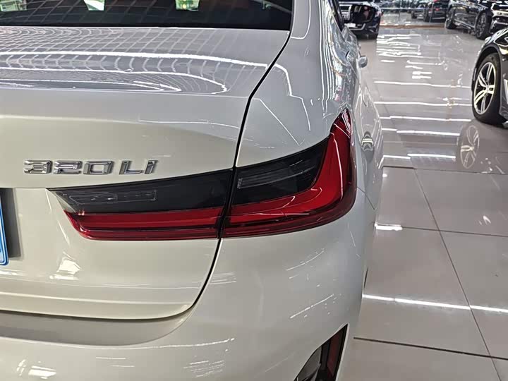 Фото 8 - BMW 3 Series