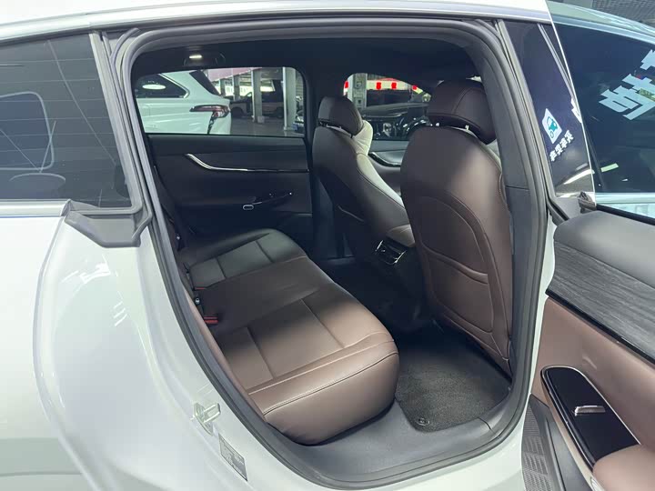 Фото 17 - Changan Qiyuan (Nevo) A07