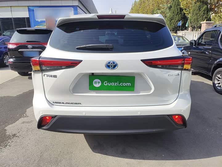 Фото 6 - Toyota Highlander