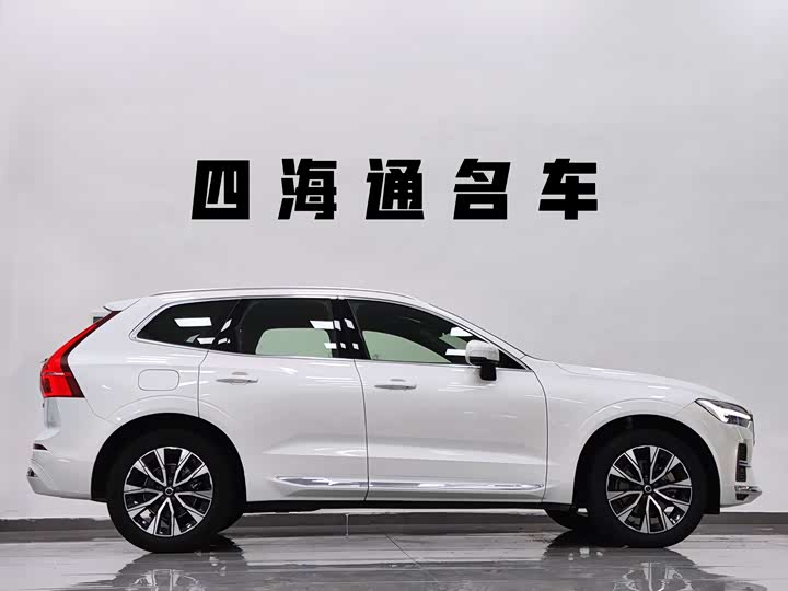 Фото 4 - Volvo XC60