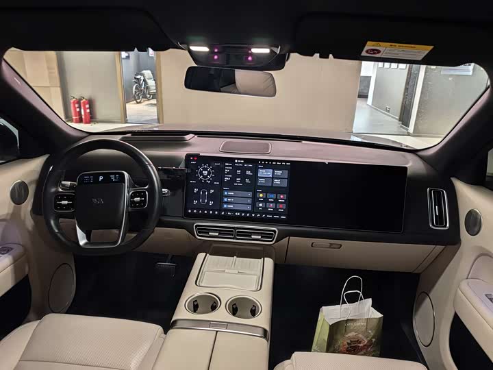 Фото 5 - LiXiang L9