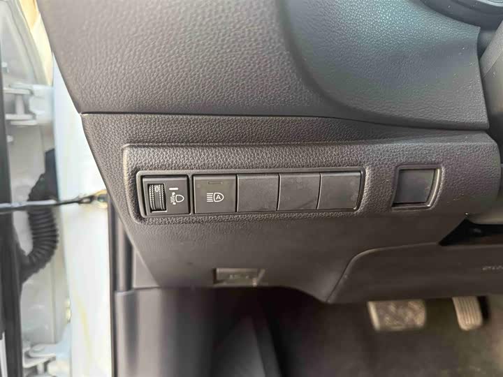 Фото 13 - Toyota Levin