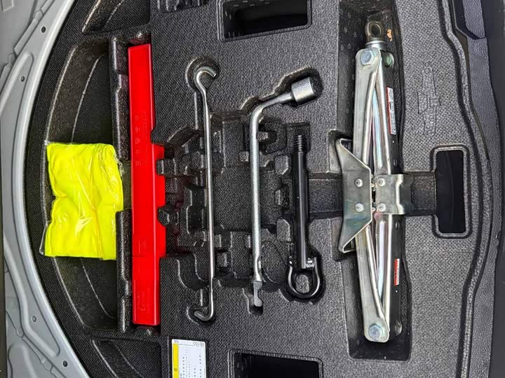 Фото 21 - Toyota Levin