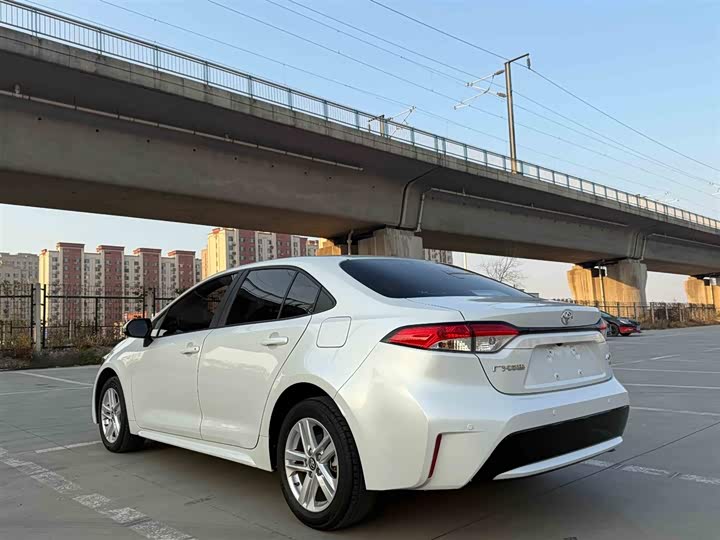 Фото 3 - Toyota Levin