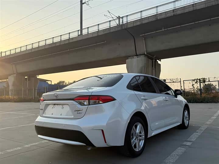 Фото 5 - Toyota Levin