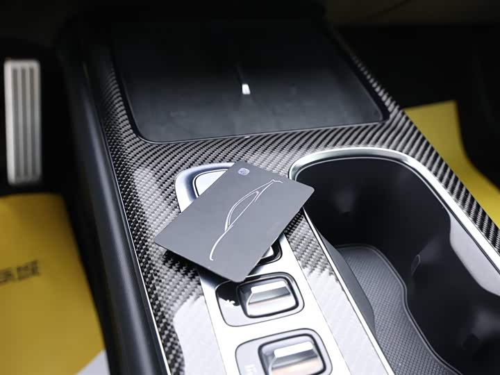 Фото 12 - Xiaomi SU7 Ultra