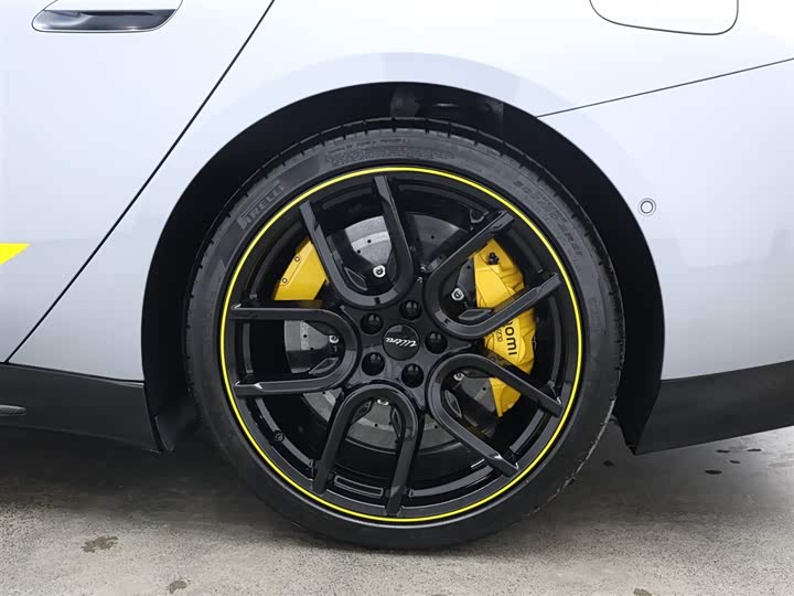 Фото 8 - Xiaomi SU7 Ultra