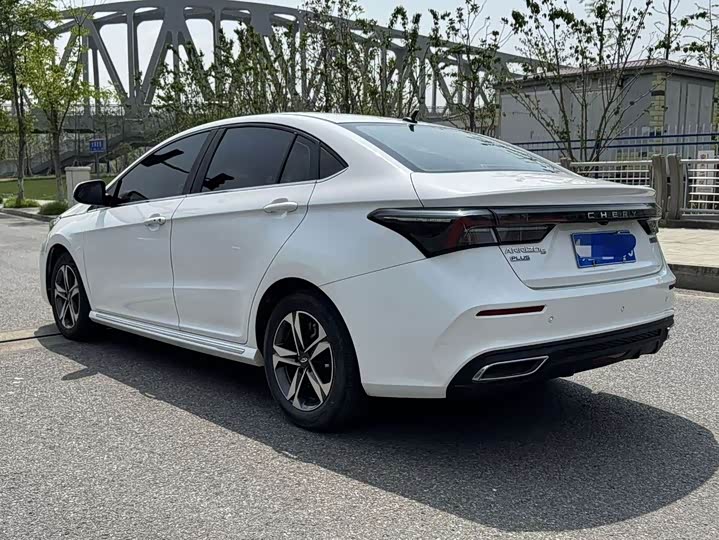 Фото 5 - Chery Omoda S5 (Arrizo 5 Plus)