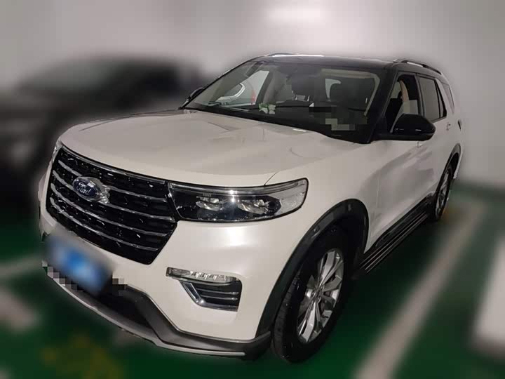 Фото 2 - Ford Explorer