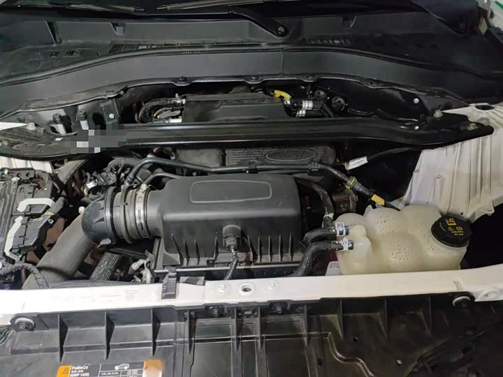 Фото 22 - Ford Explorer