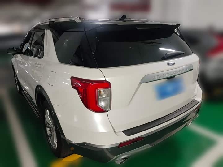 Фото 5 - Ford Explorer