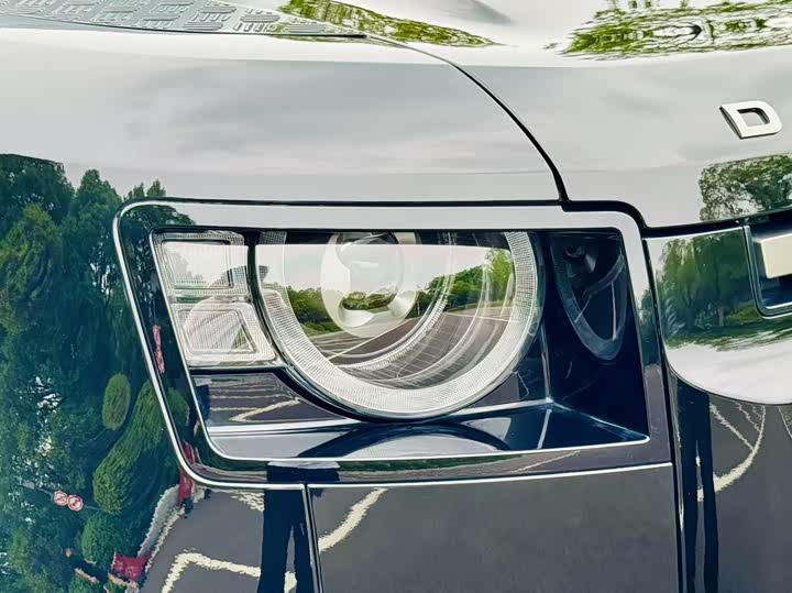 Фото 28 - Land Rover Defender