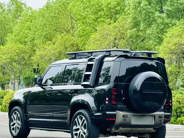 Фото 3 - Land Rover Defender