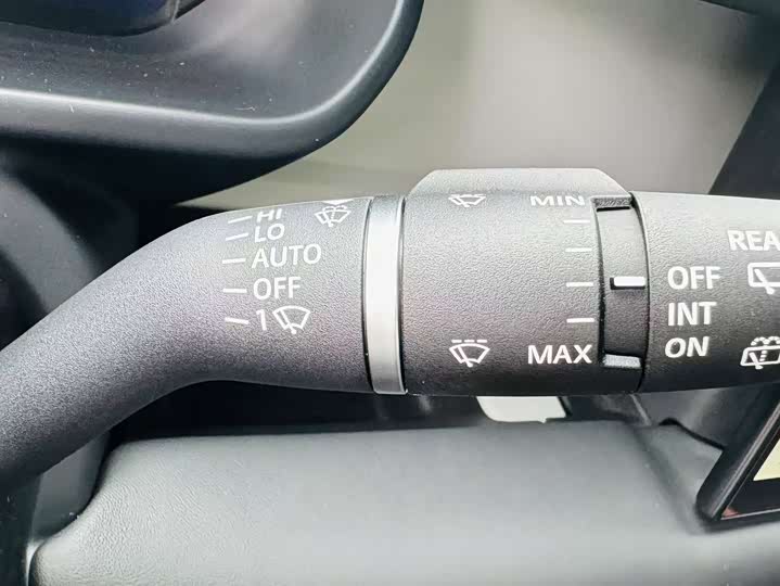 Фото 34 - Land Rover Defender