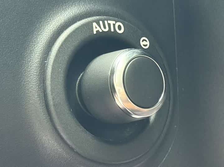 Фото 35 - Land Rover Defender