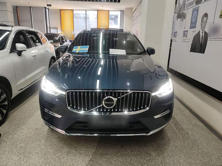 Фото 3 - Volvo XC60