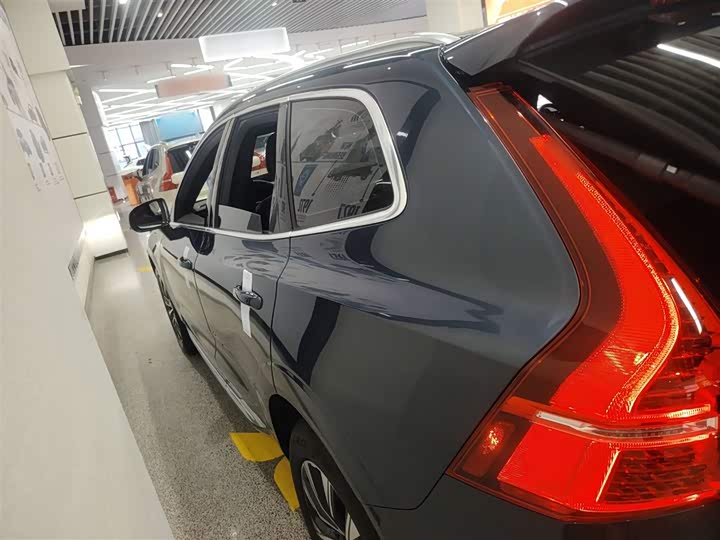 Фото 5 - Volvo XC60