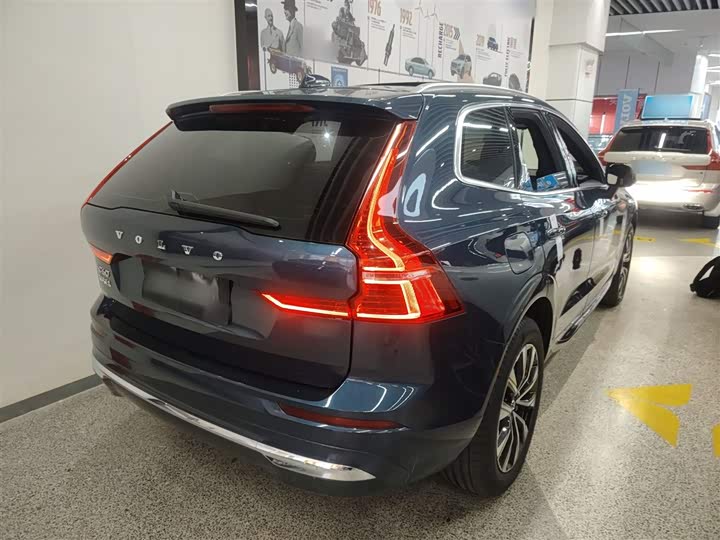 Фото 7 - Volvo XC60