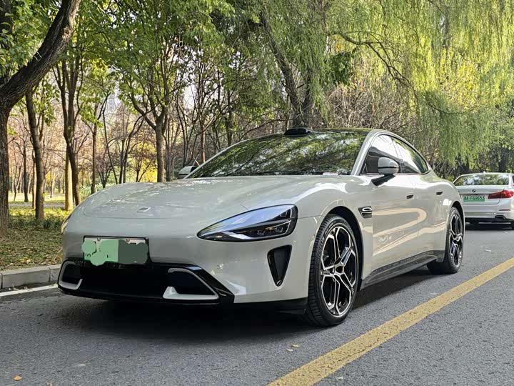 Фото 1 - Xiaomi SU7