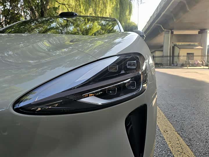 Фото 15 - Xiaomi SU7