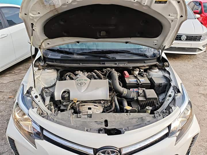Фото 20 - Toyota Vios