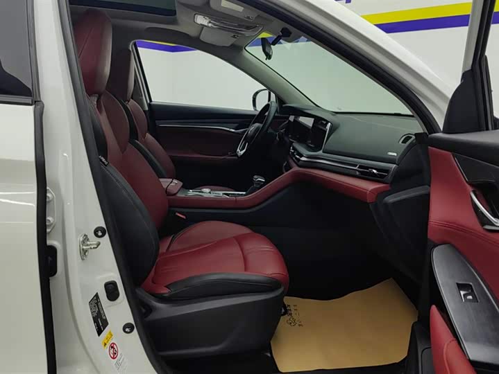 Фото 8 - Changan CS75 Plus