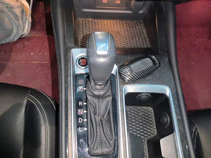 Фото 14 - Nissan Teana