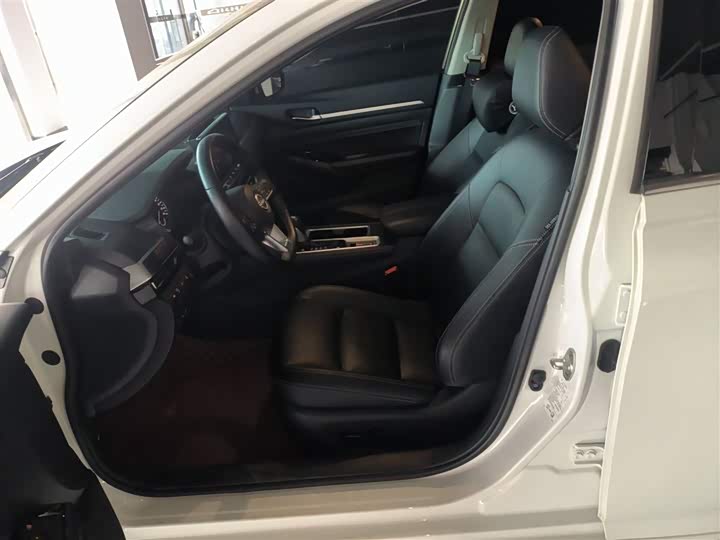 Фото 15 - Nissan Teana