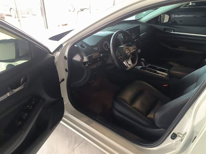 Фото 16 - Nissan Teana