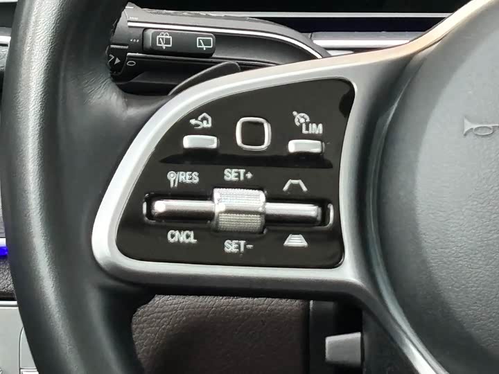 Фото 22 - Mercedes-Benz GLE-Class